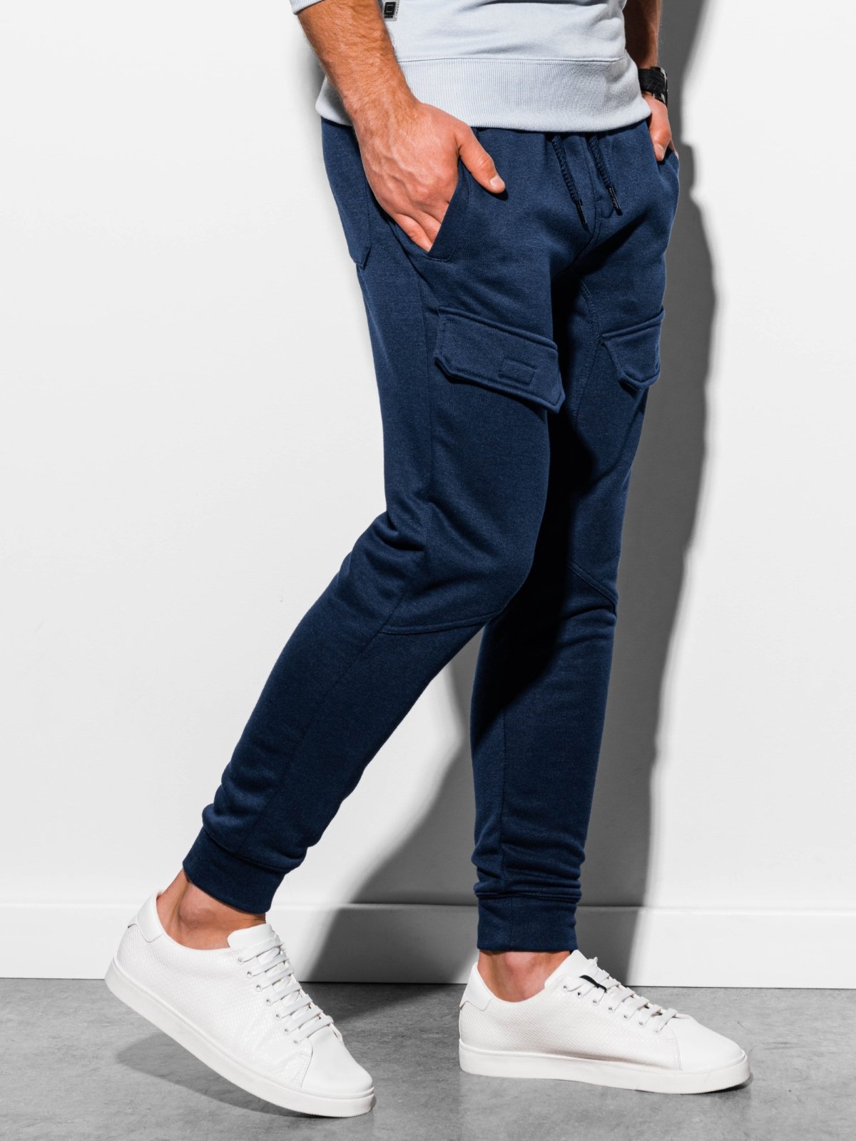 Pantaloni pentru barbati P904 - bleumarin