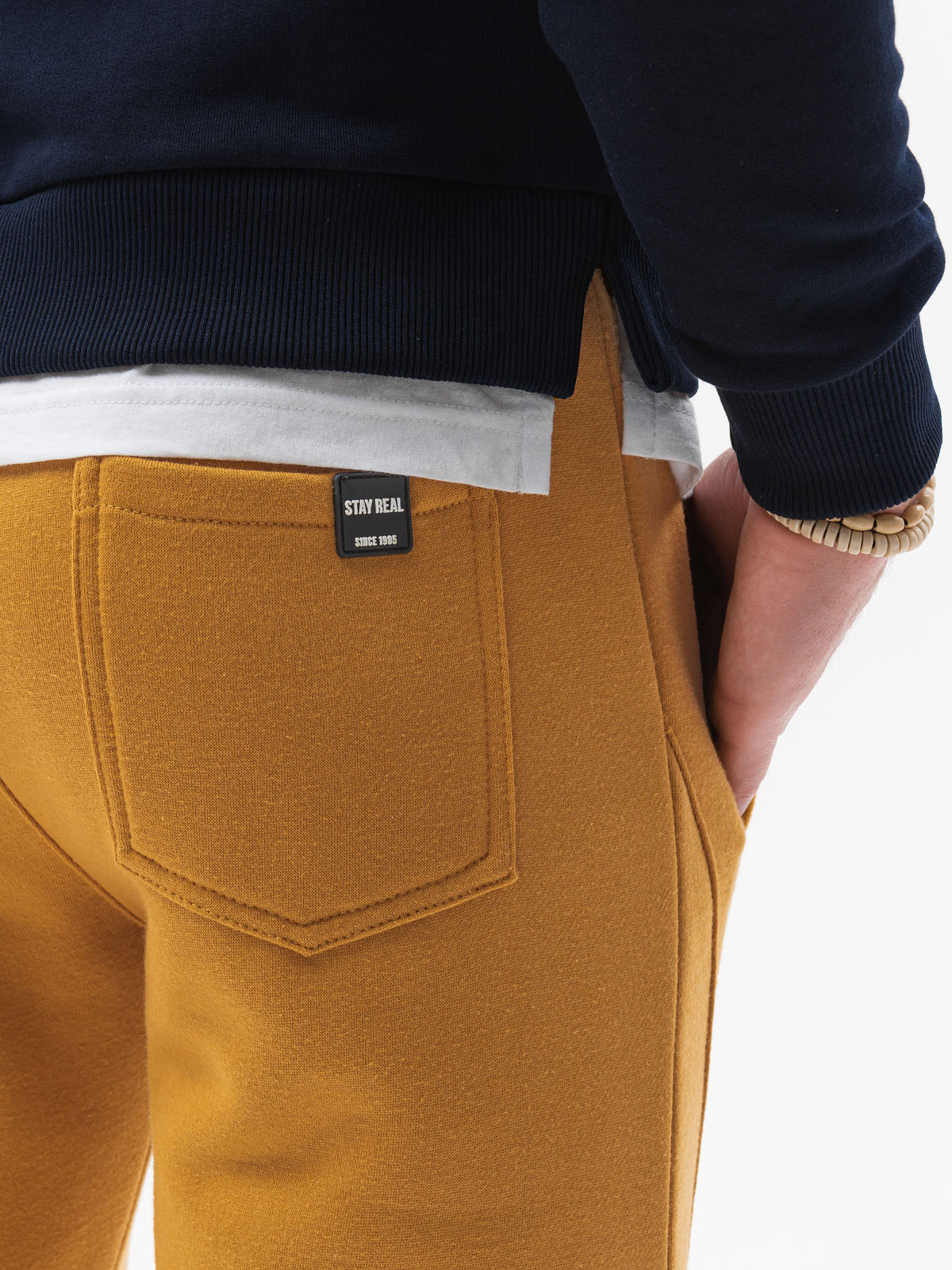 Pantaloni de trening barbati P867 - galben